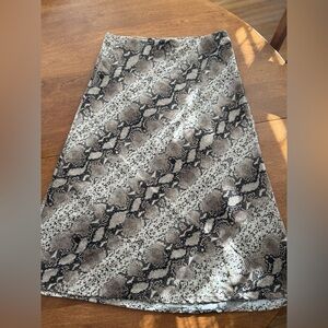 Rachel Zoe Black and Grey midi skirt